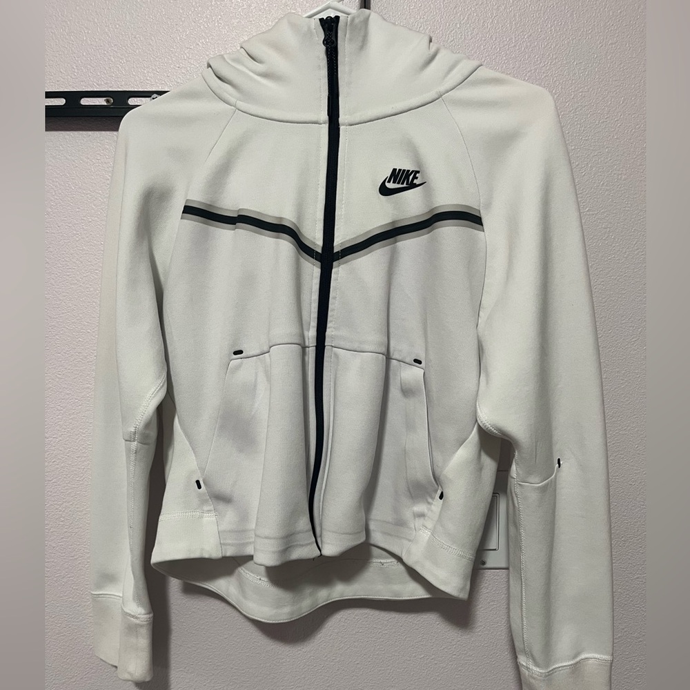 Nike Women's White and Black Zip-Up Hoodie
